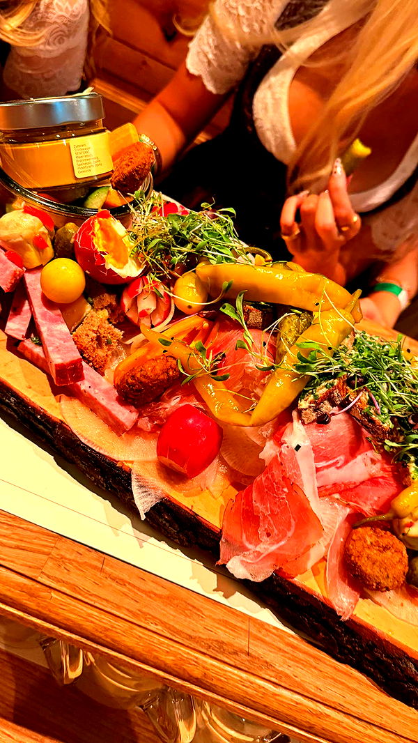 corinnakopf image ~ Altpins