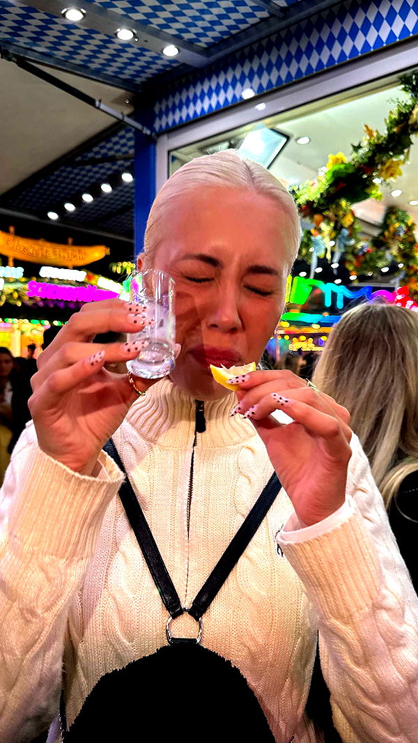 corinnakopf image ~ Altpins