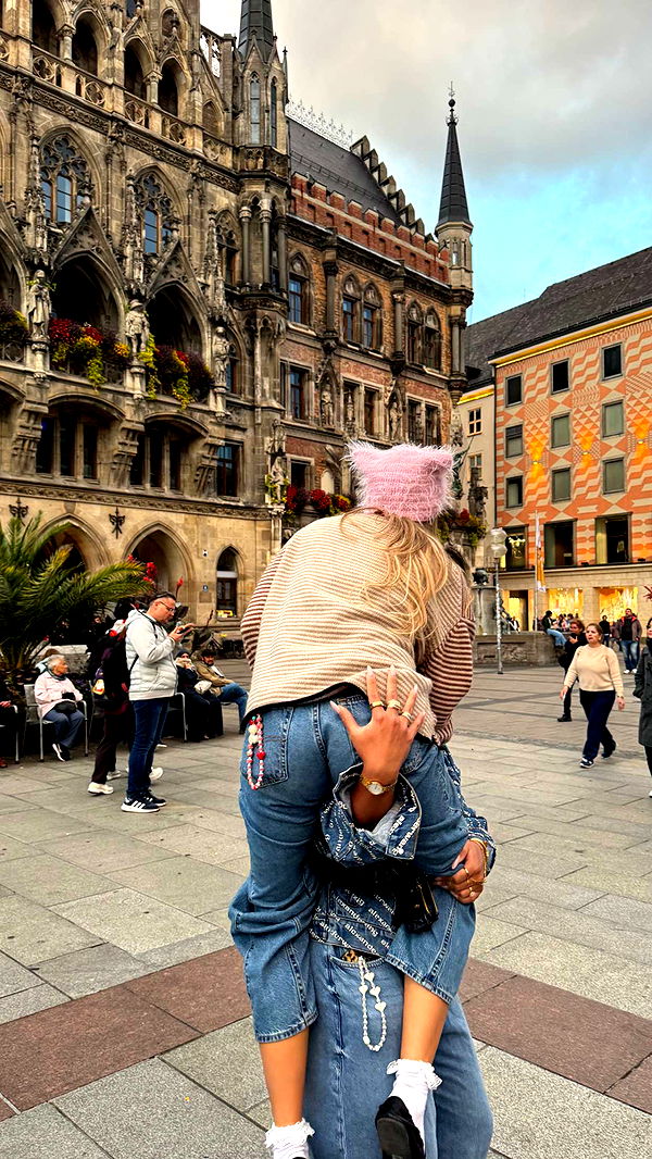 corinnakopf image ~ Altpins