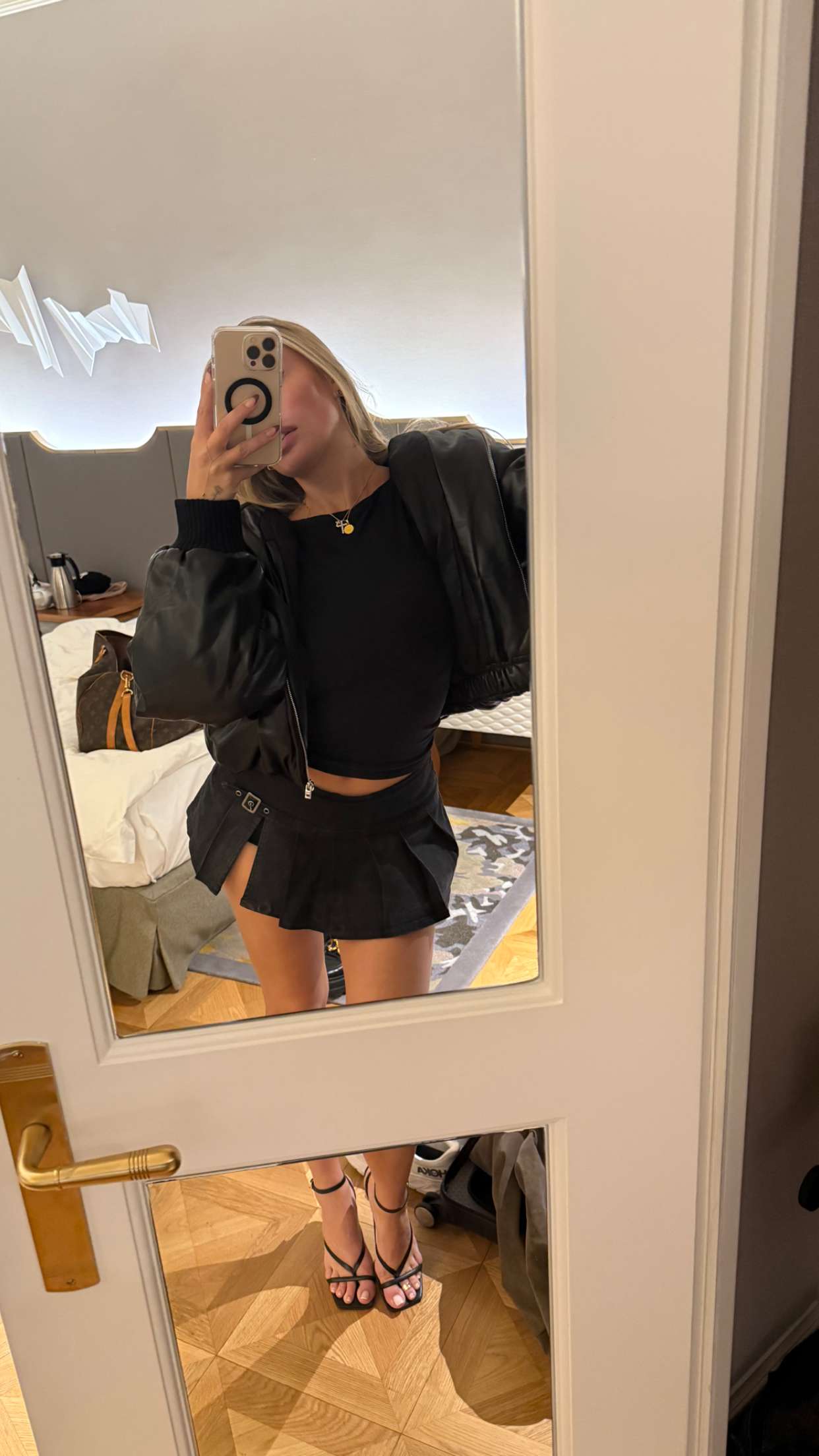 corinnakopf snapchat image archive image