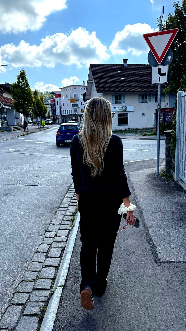 corinnakopf image ~ Altpins