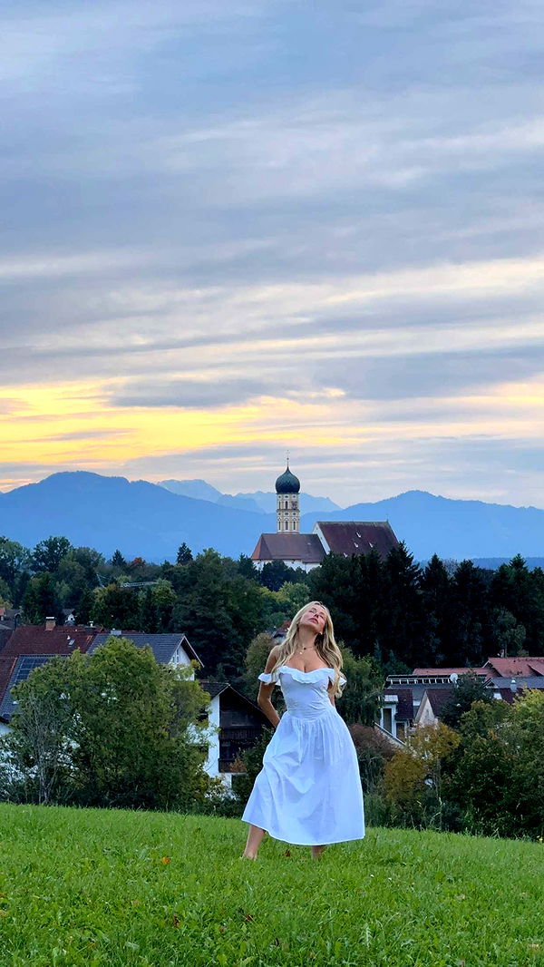 corinnakopf image ~ Altpins