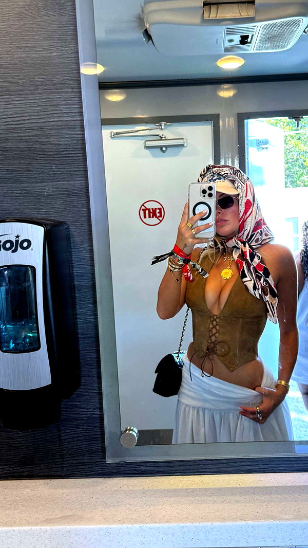 corinnakopf image ~ Altpins