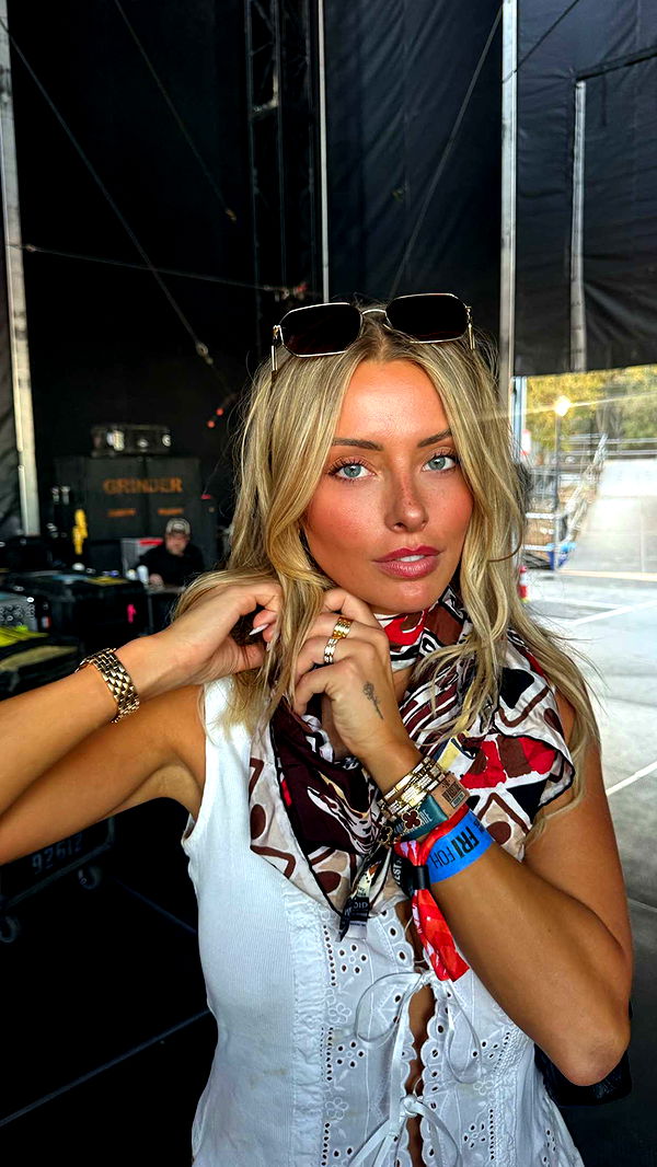 corinnakopf image ~ Altpins