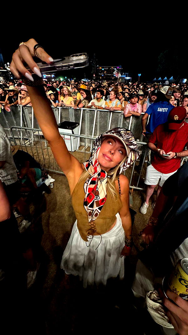 corinnakopf image ~ Altpins