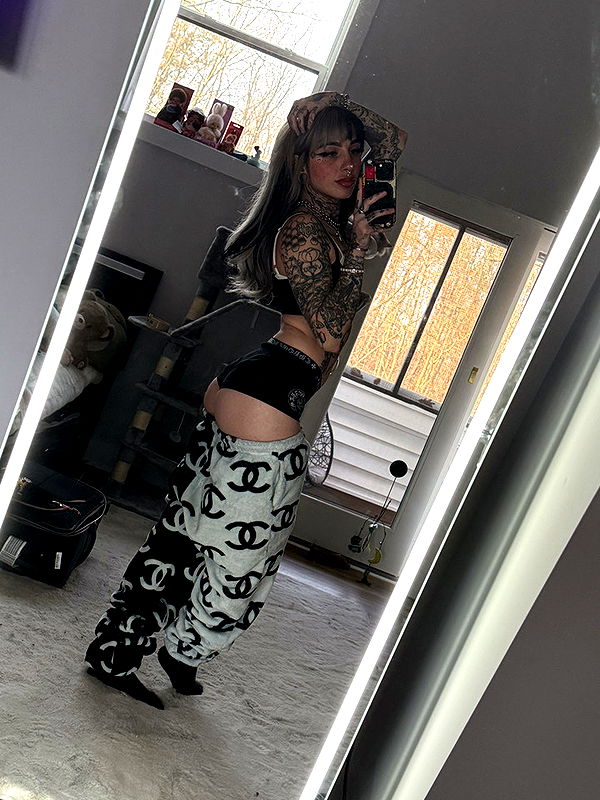 cruellamorganxo image ~ Altpins