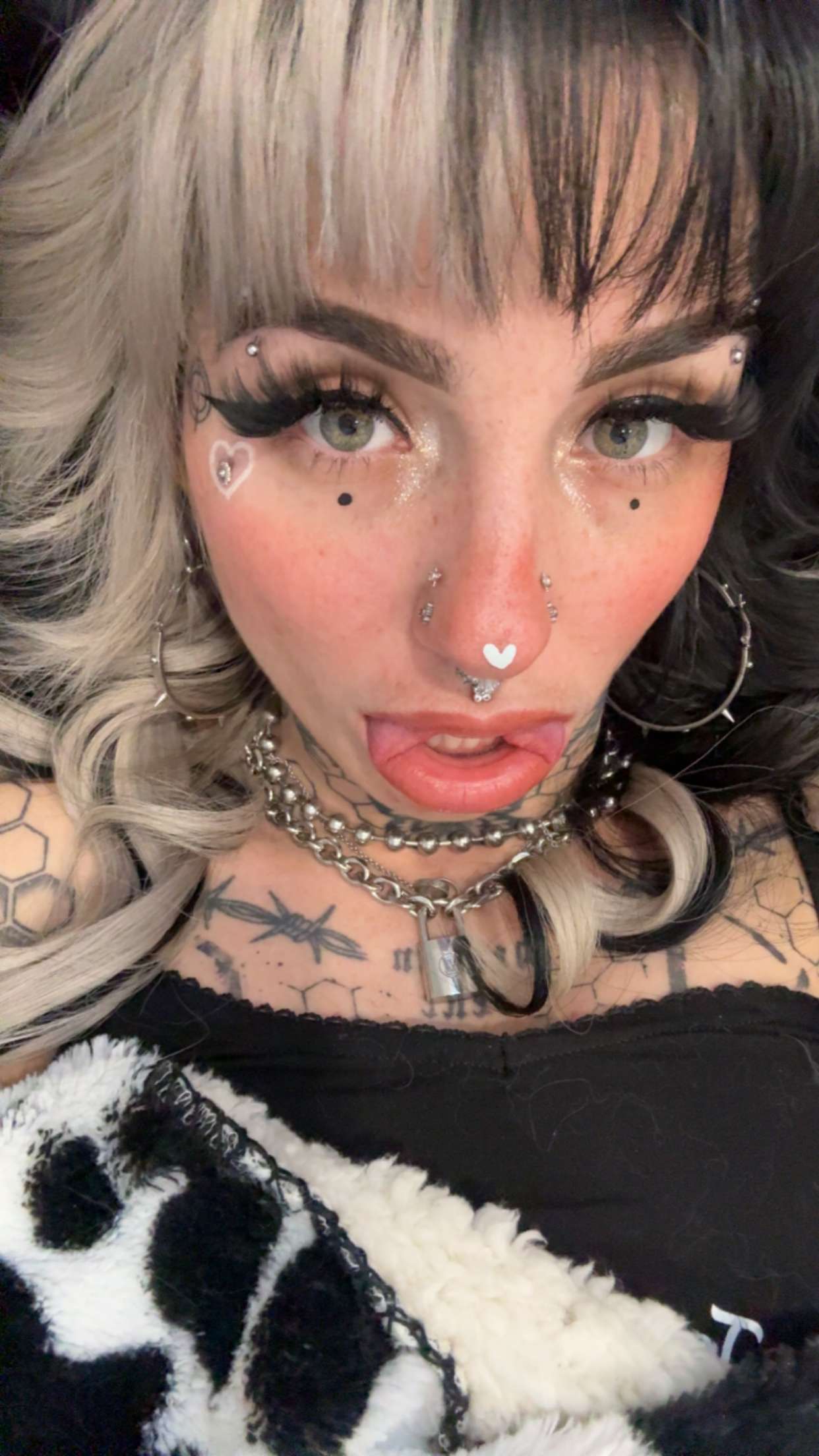 cruellamorganxo snapchat image archive image