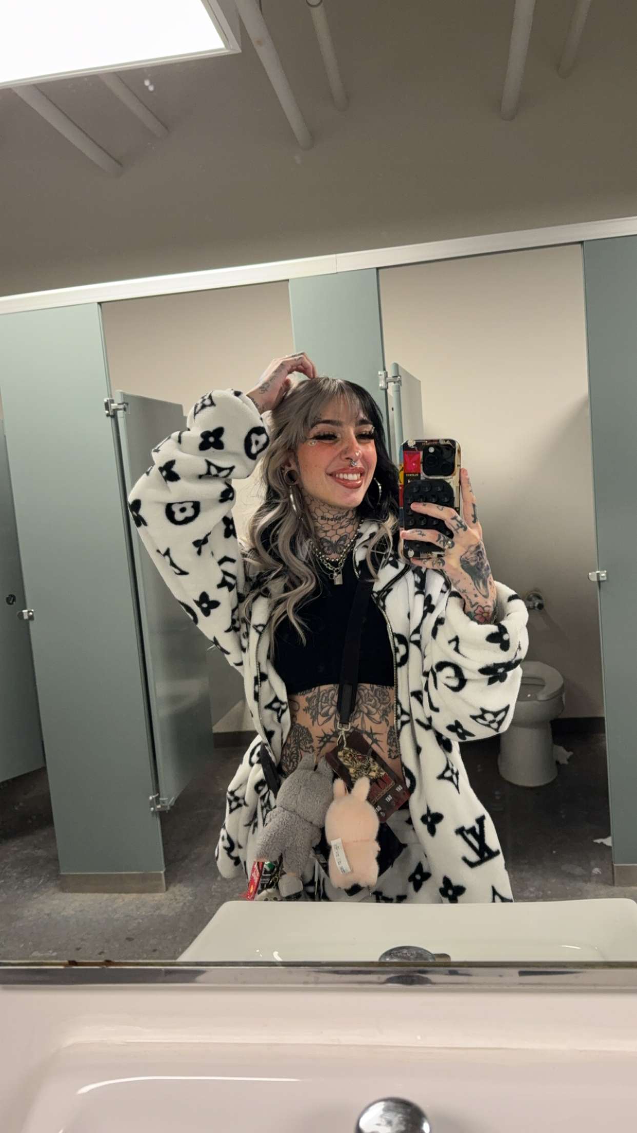 cruellamorganxo snapchat image archive image