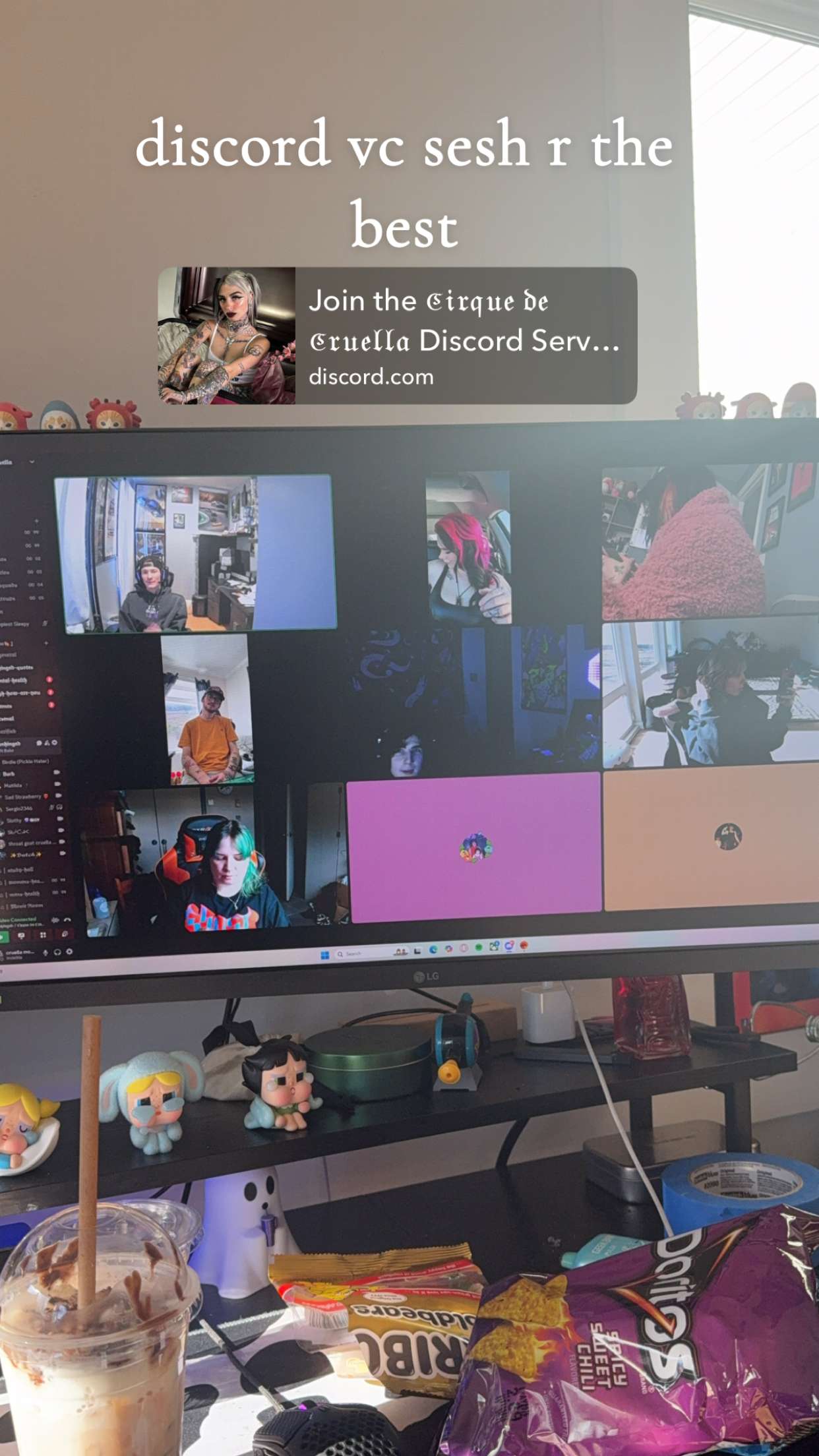 cruellamorganxo snapchat image archive image