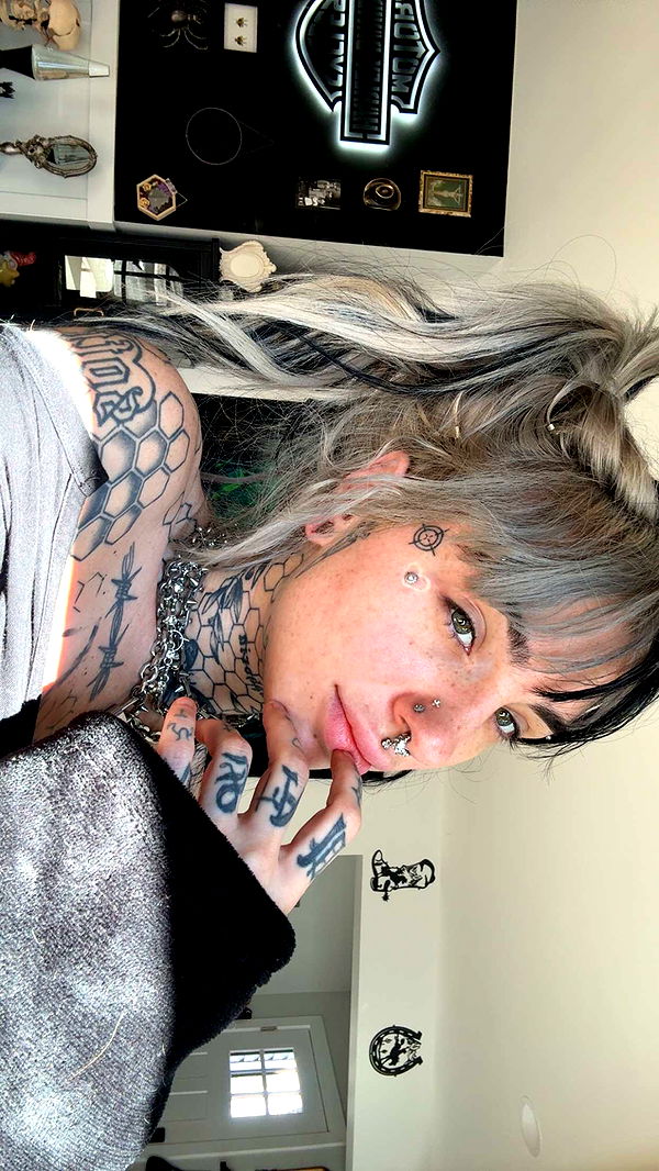 cruellamorganxo image ~ Altpins