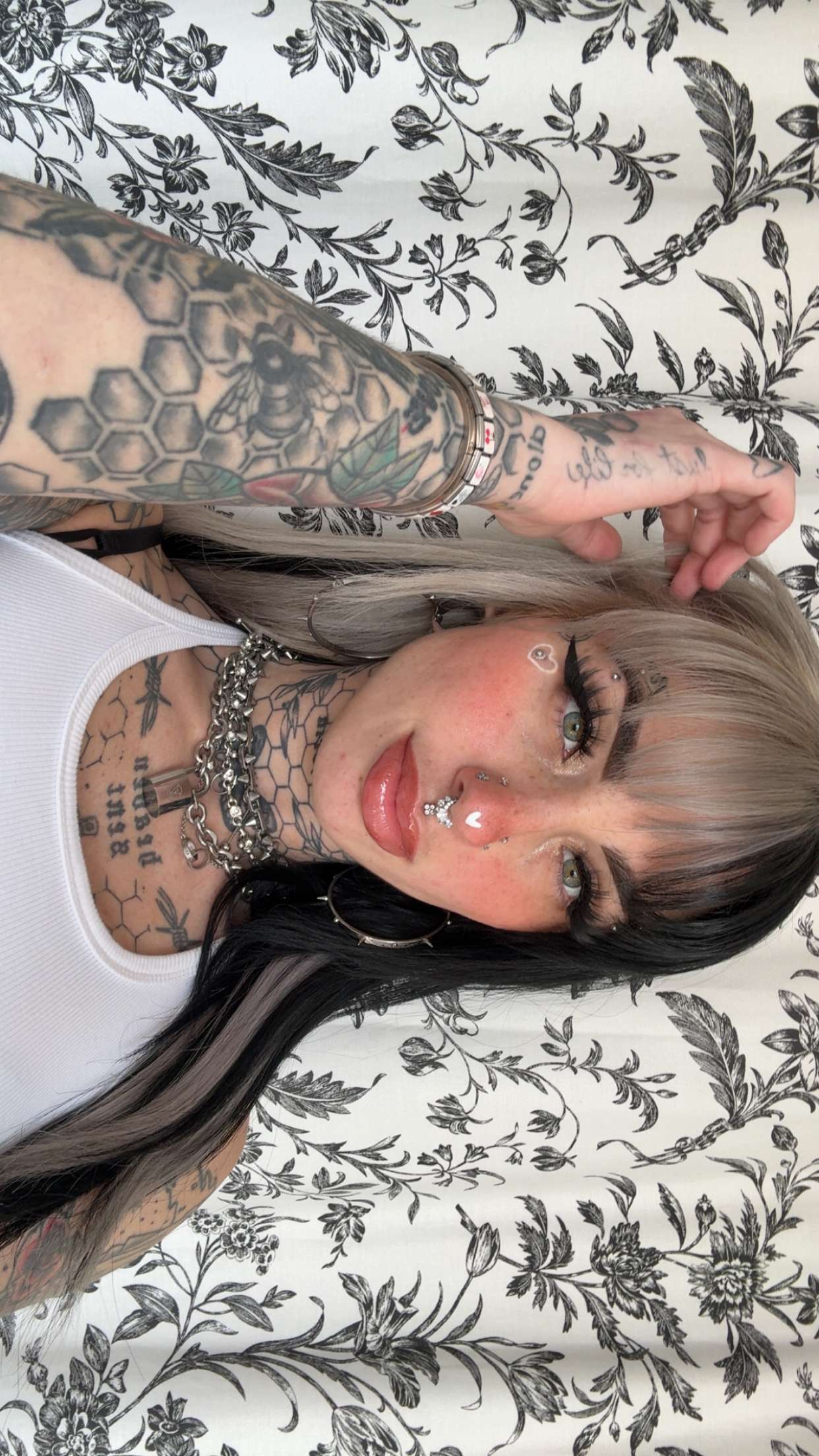 cruellamorganxo snapchat image archive image