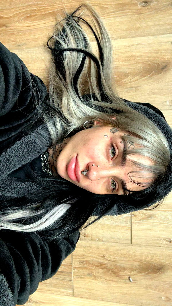 cruellamorganxo image ~ Altpins