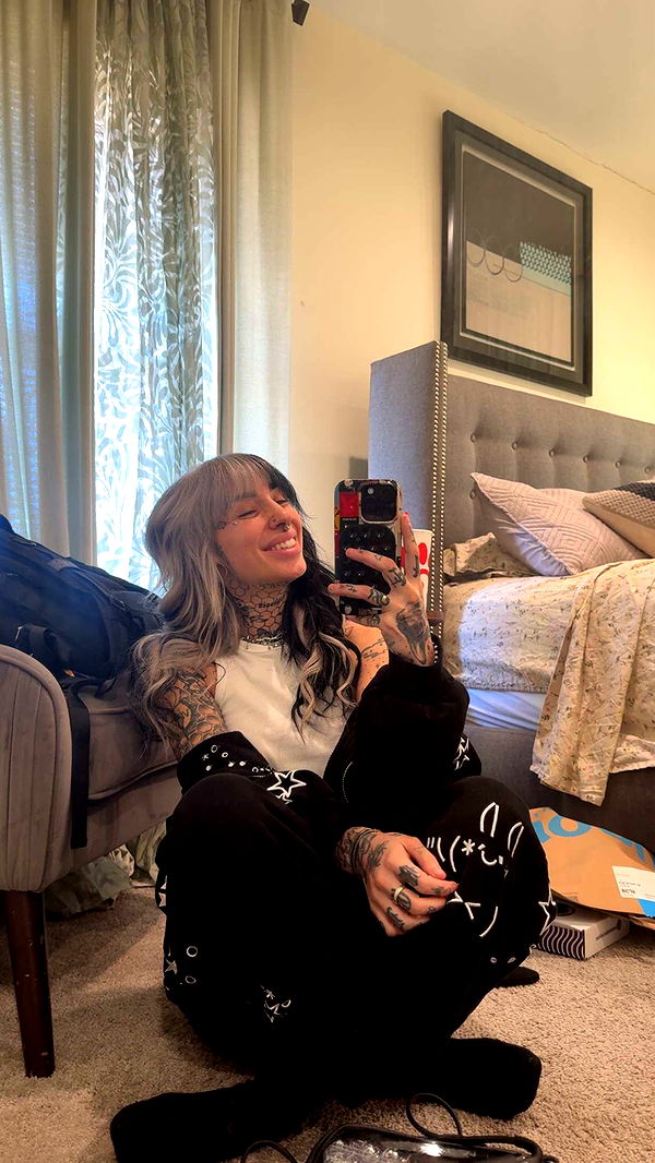 cruellamorganxo image ~ Altpins