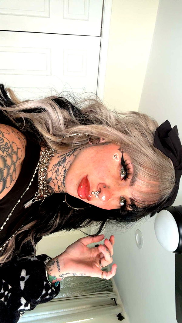 cruellamorganxo image ~ Altpins