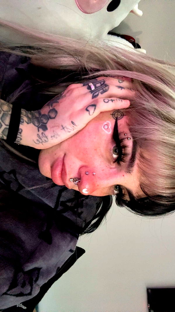 cruellamorganxo image ~ Altpins