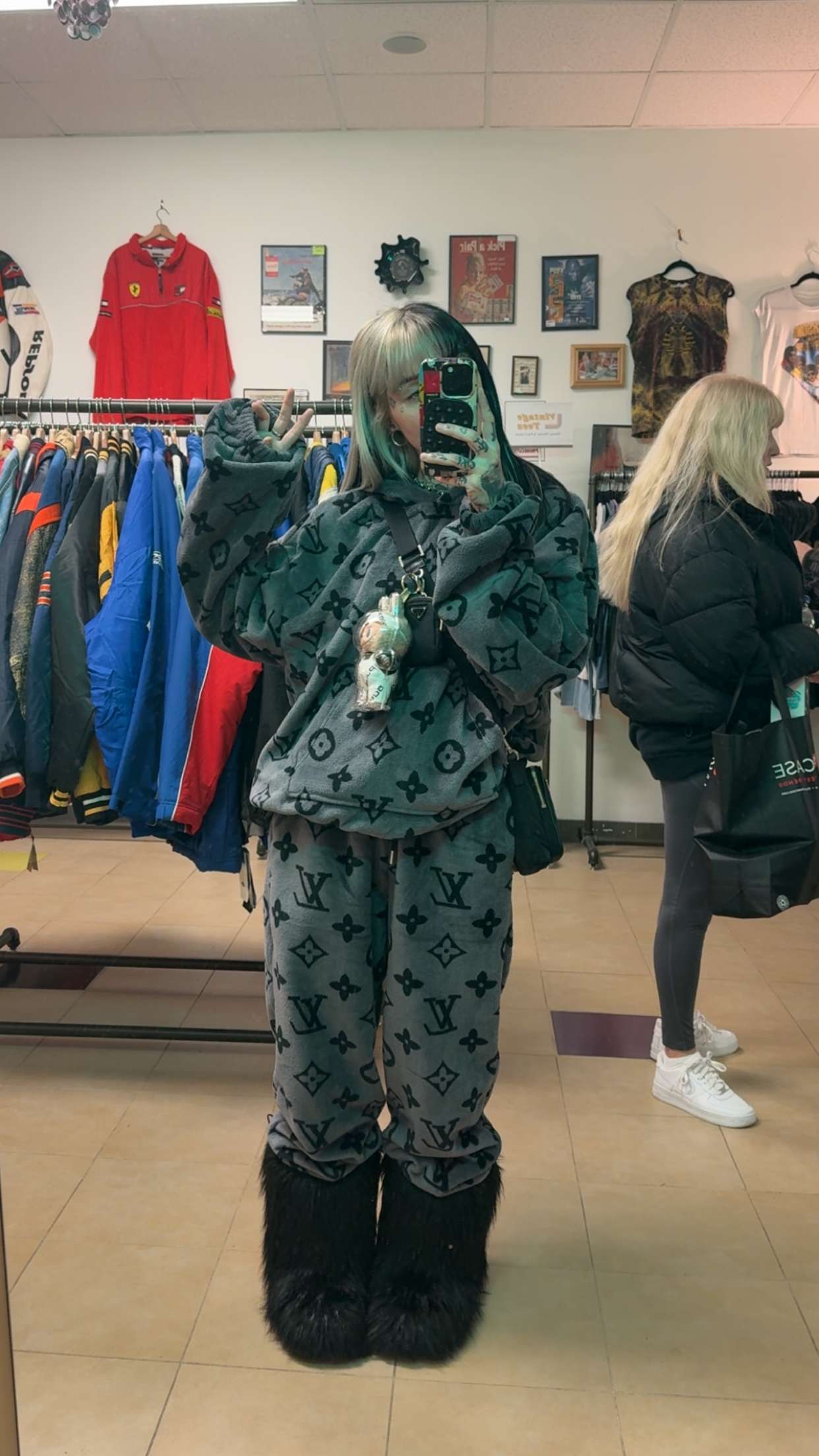 cruellamorganxo snapchat image archive image