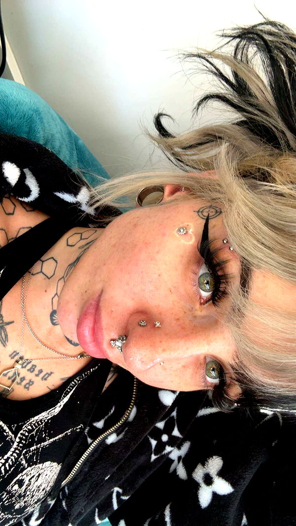 cruellamorganxo image ~ Altpins