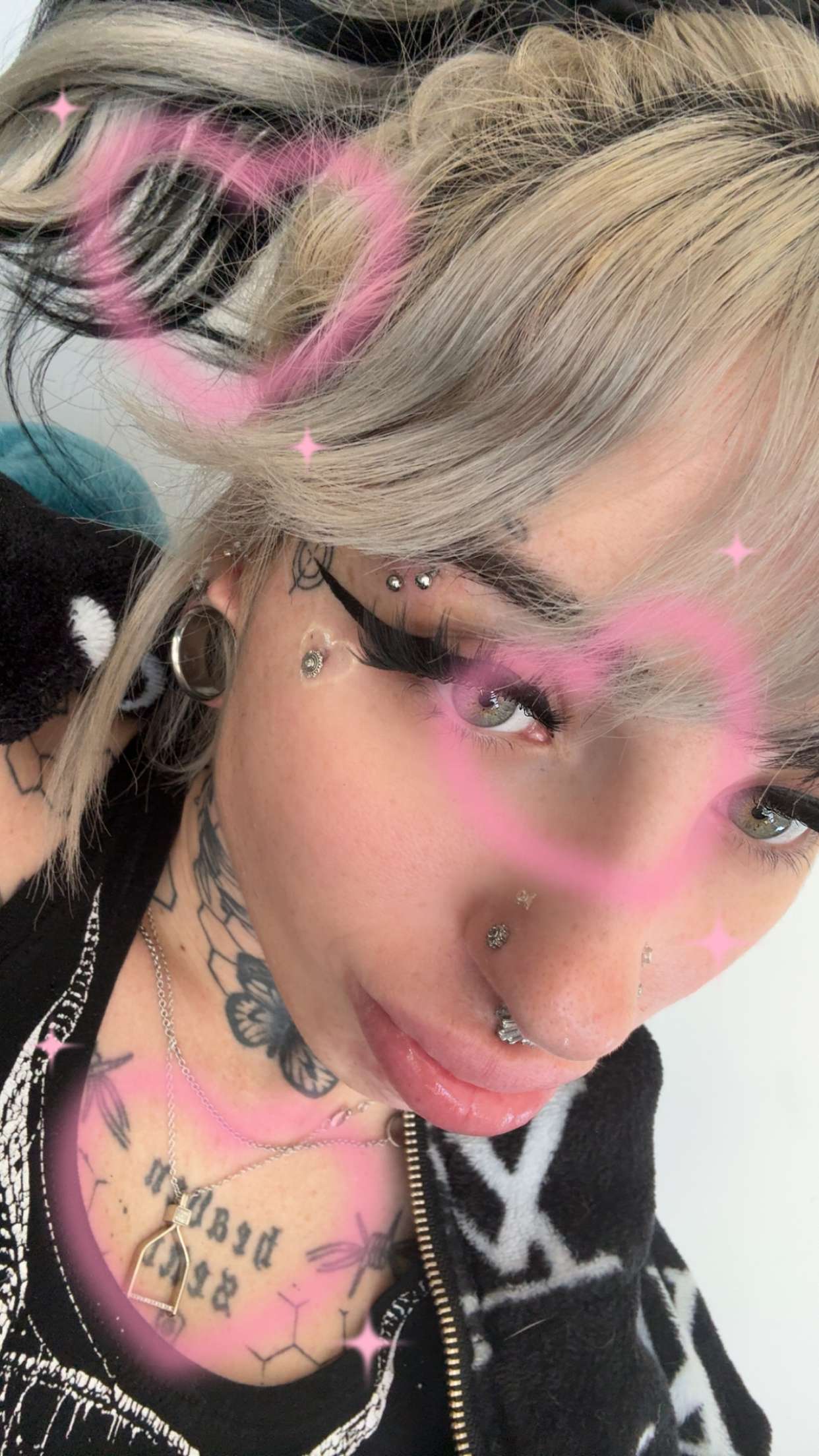 cruellamorganxo snapchat image archive image