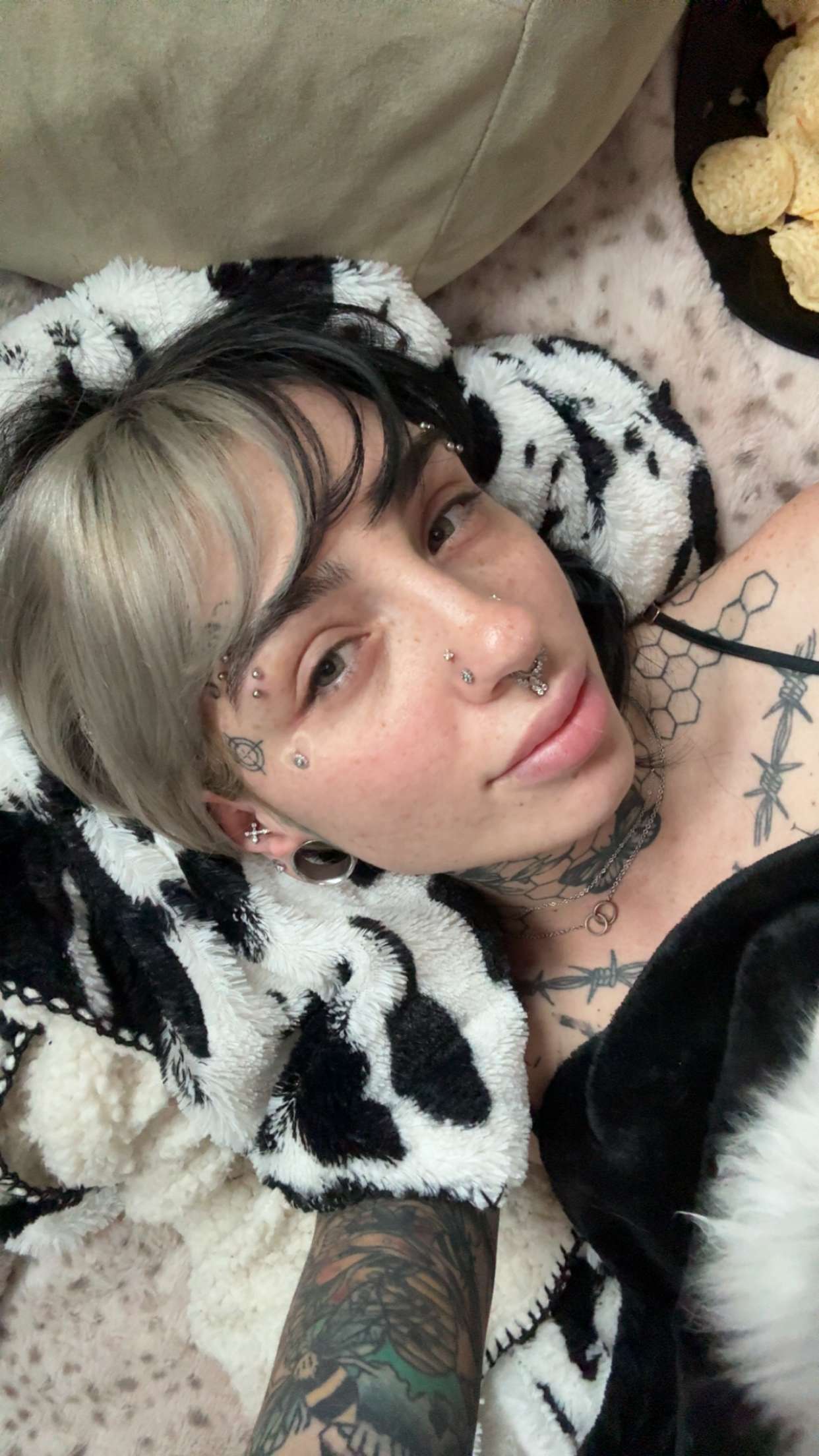 cruellamorganxo snapchat image archive image