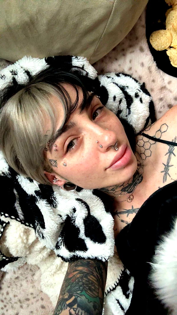 cruellamorganxo image ~ Altpins