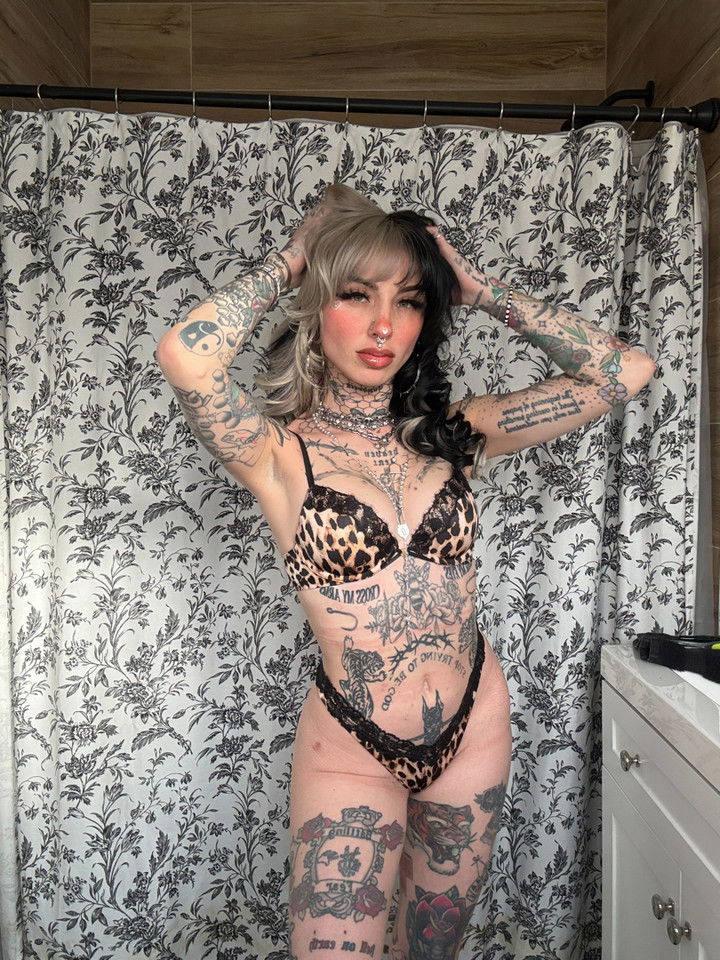 cruellamorganxo snapchat image archive image