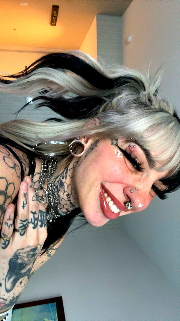 cruellamorganxo image ~ Altpins