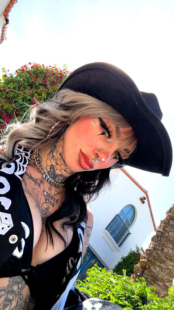 cruellamorganxo image ~ Altpins