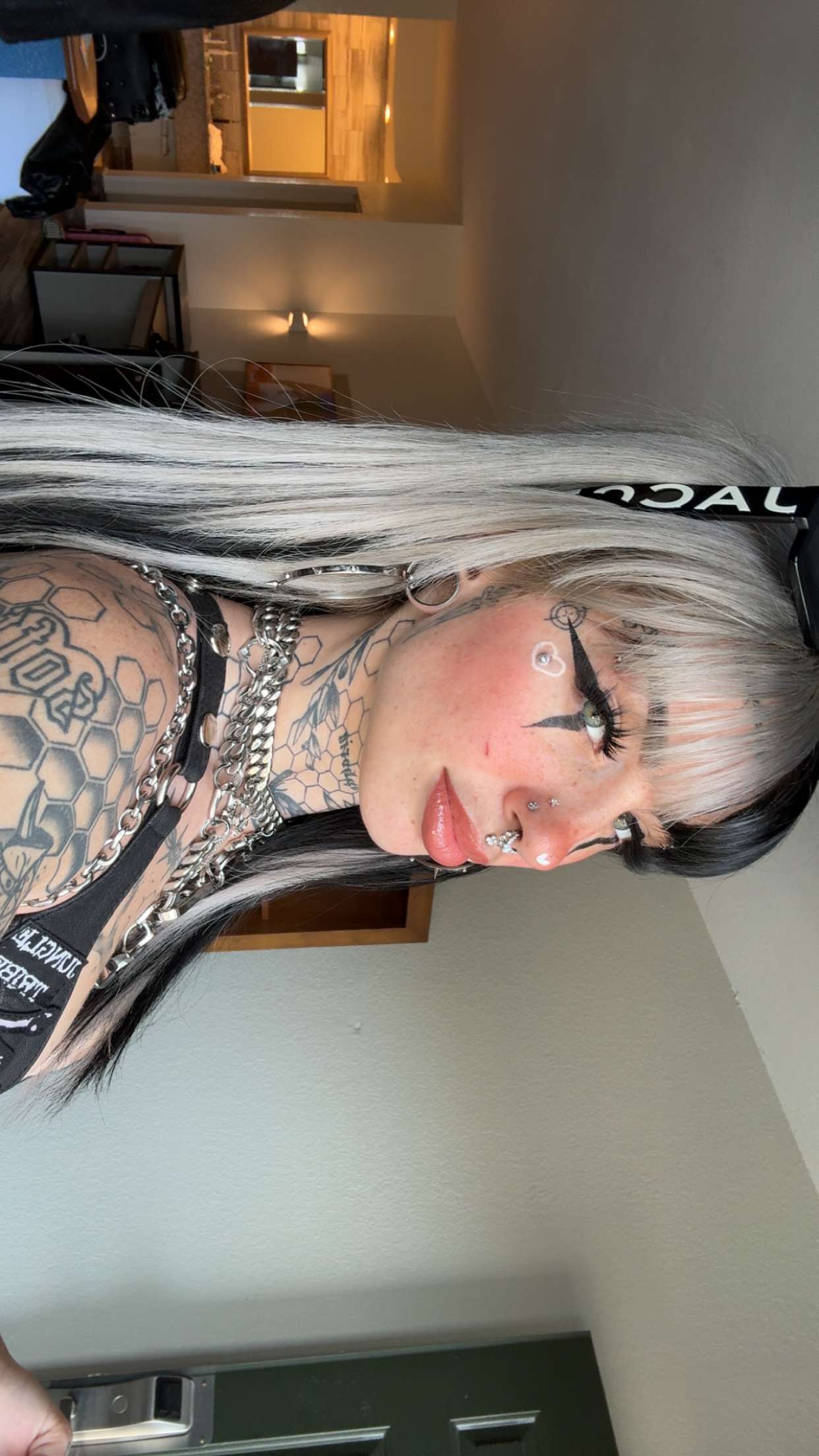 cruellamorganxo snapchat image archive image