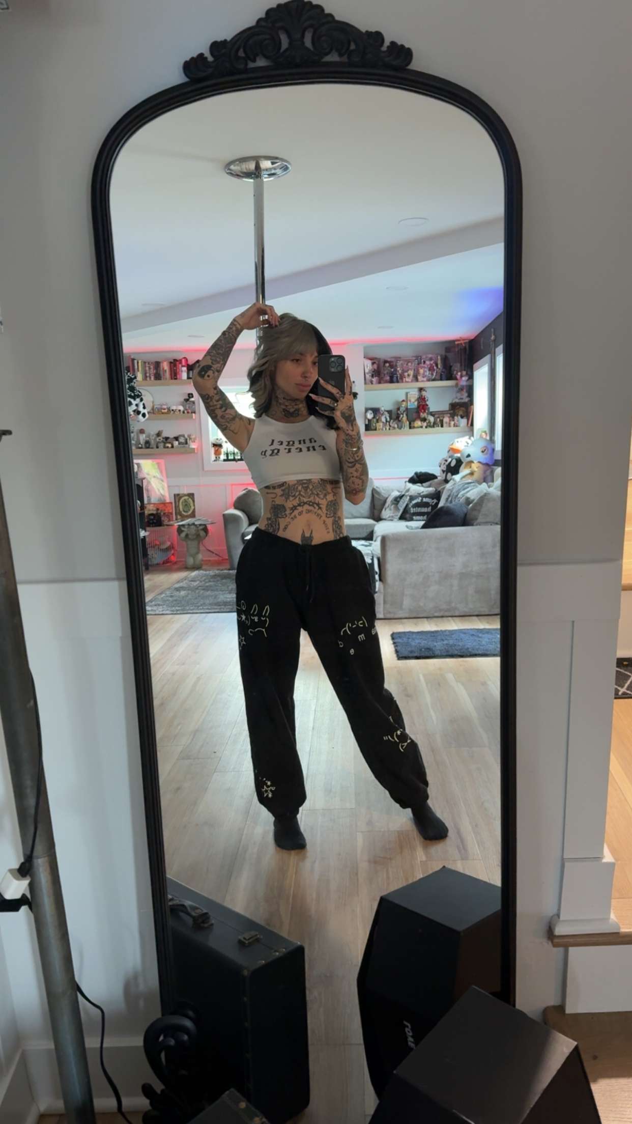 cruellamorganxo snapchat image archive image