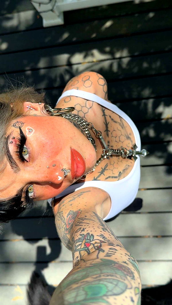 cruellamorganxo image ~ Altpins