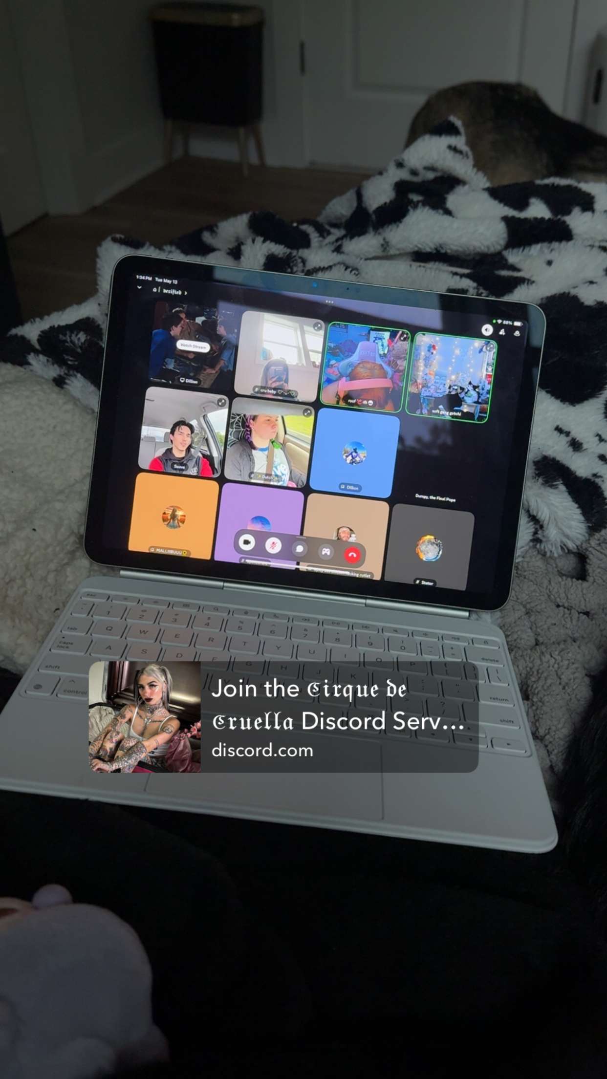 cruellamorganxo snapchat image archive image