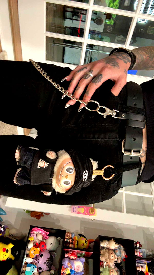 cruellamorganxo image ~ Altpins