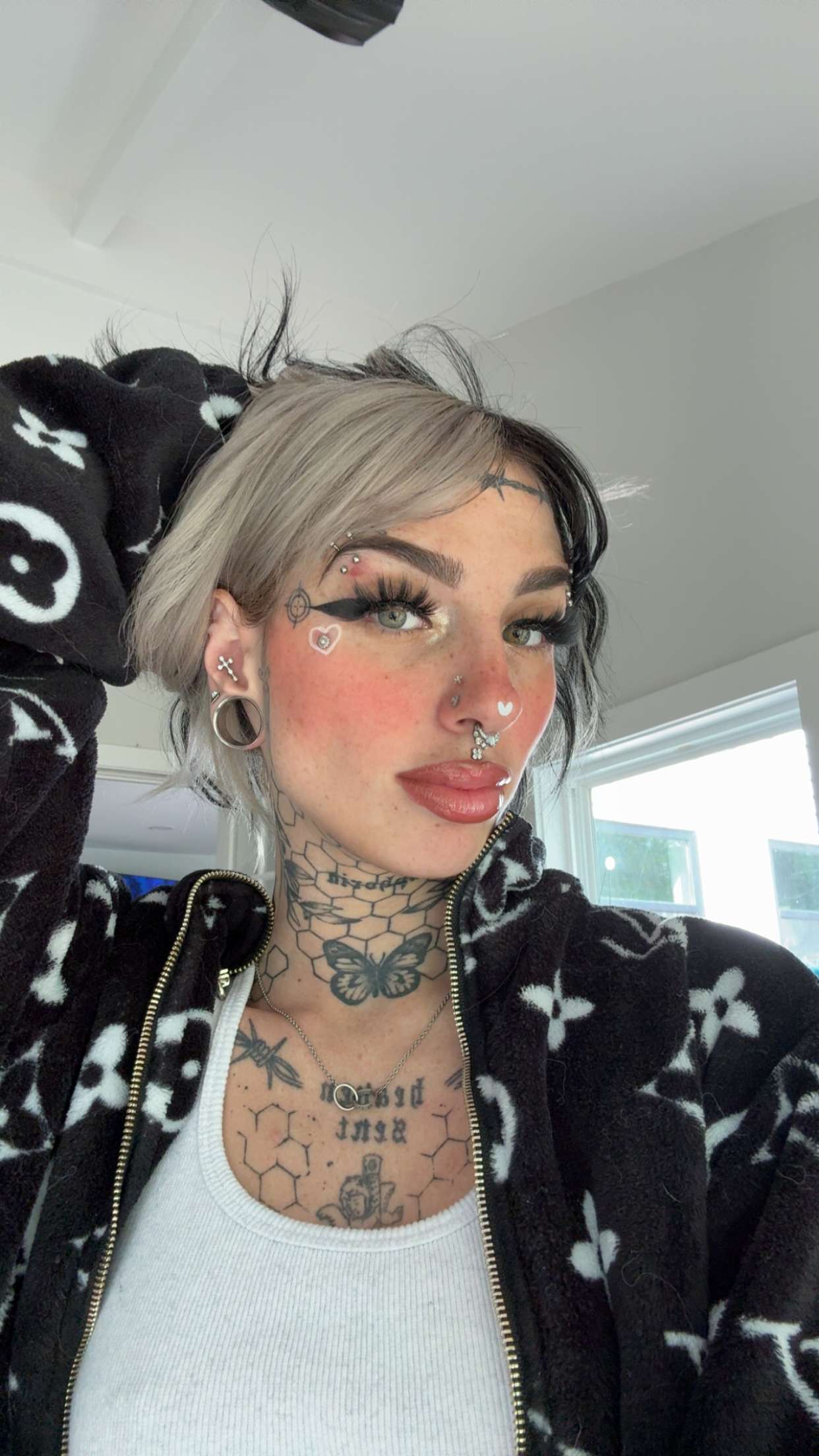 cruellamorganxo snapchat image archive image