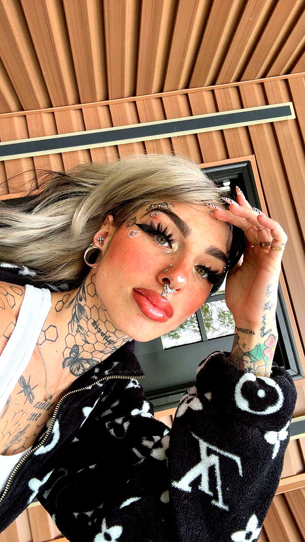 cruellamorganxo image ~ Altpins