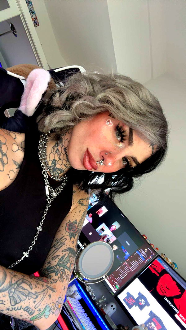 cruellamorganxo image ~ Altpins