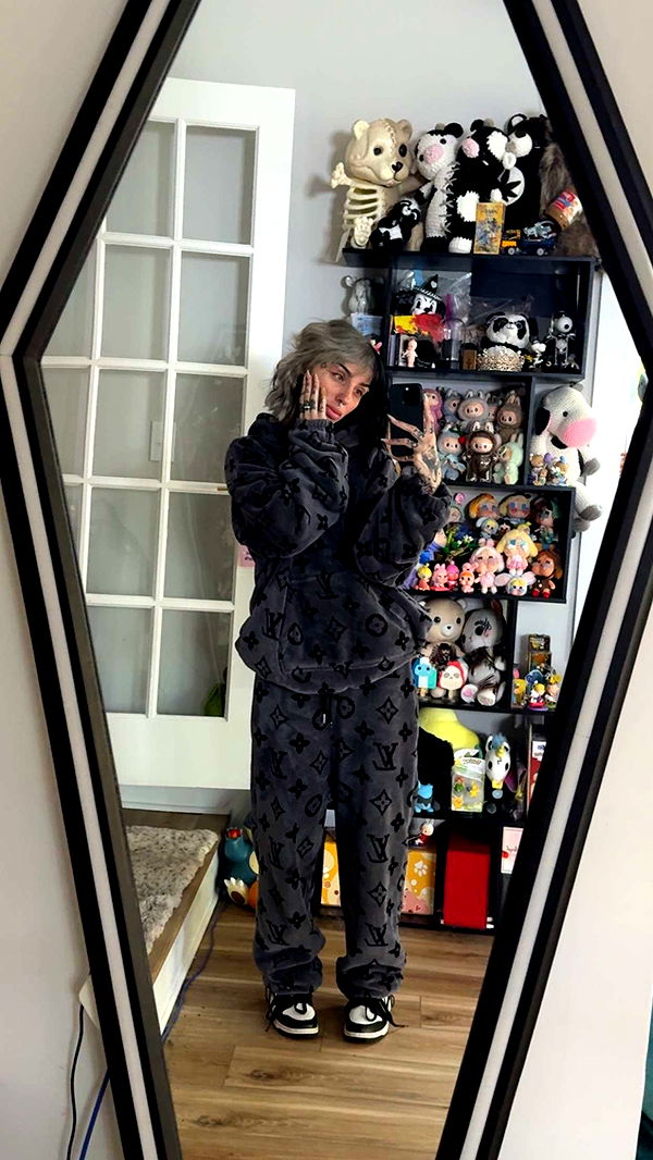 cruellamorganxo image ~ Altpins