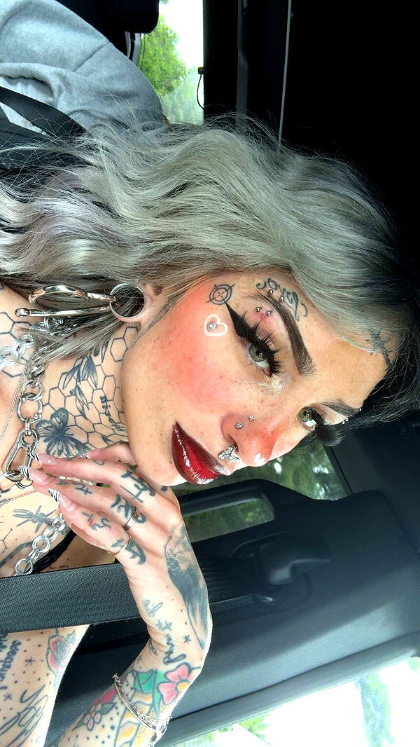 cruellamorganxo image ~ Altpins