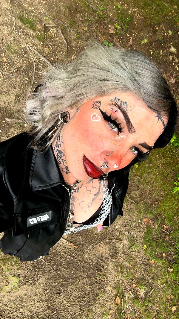 cruellamorganxo image ~ Altpins