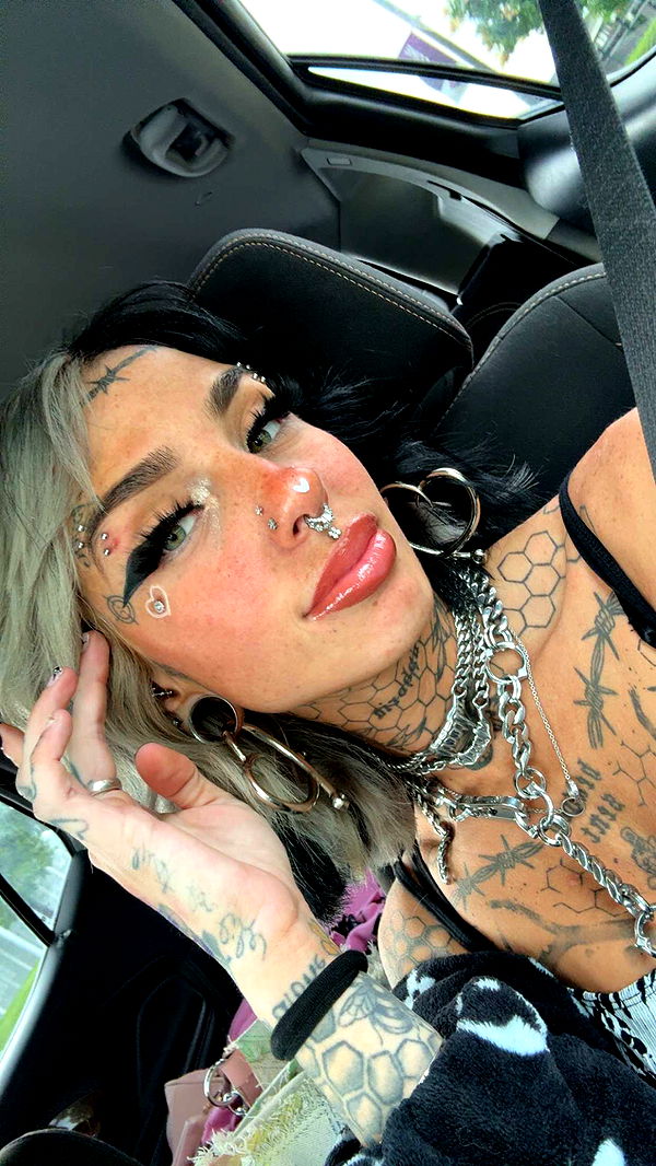 cruellamorganxo image ~ Altpins