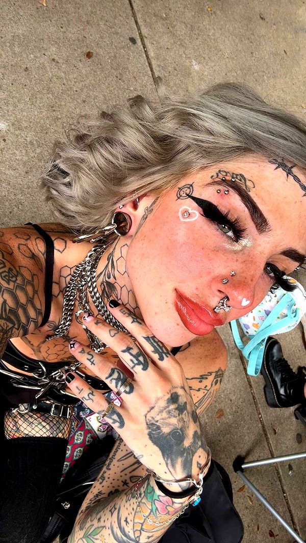 cruellamorganxo image ~ Altpins