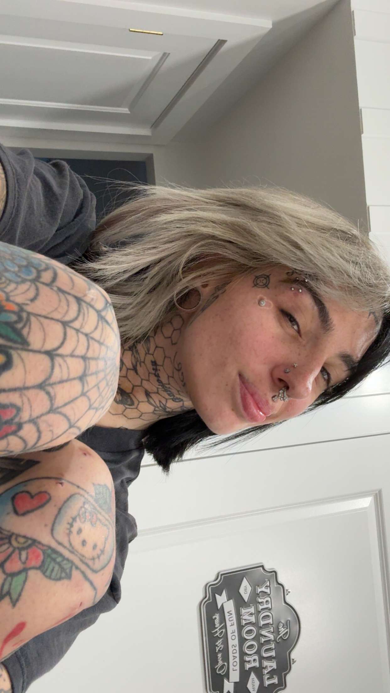 cruellamorganxo snapchat image archive image