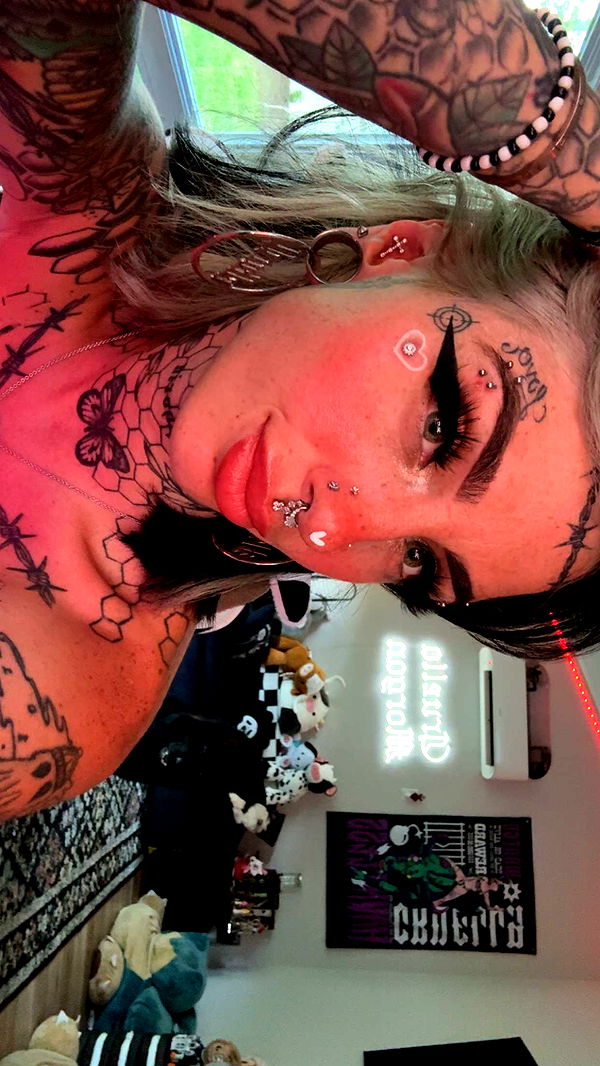 cruellamorganxo image ~ Altpins