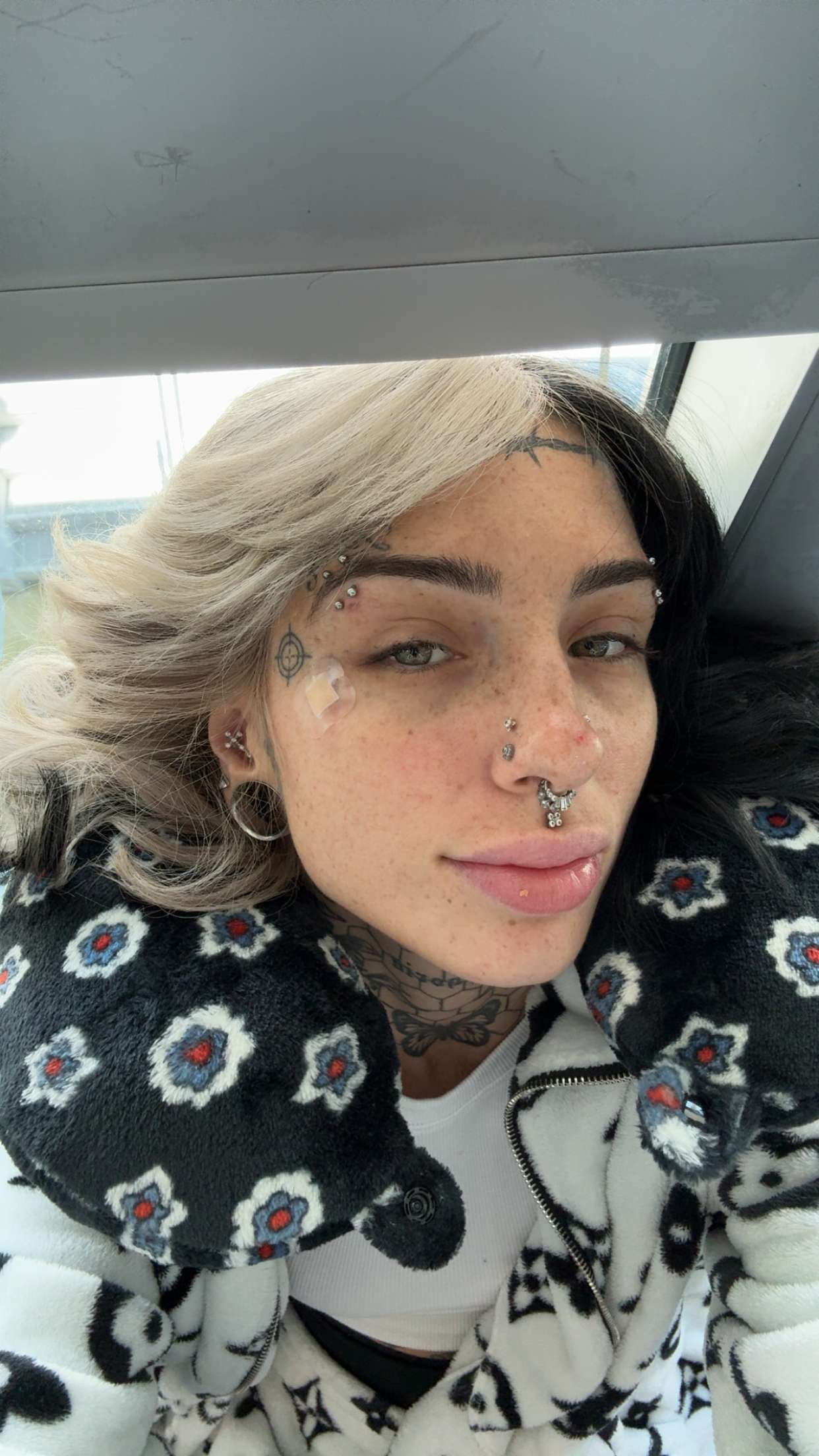 cruellamorganxo snapchat image archive image