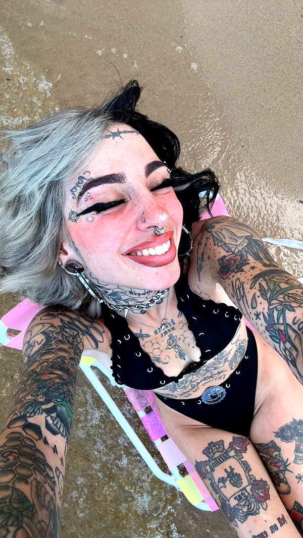 cruellamorganxo image ~ Altpins