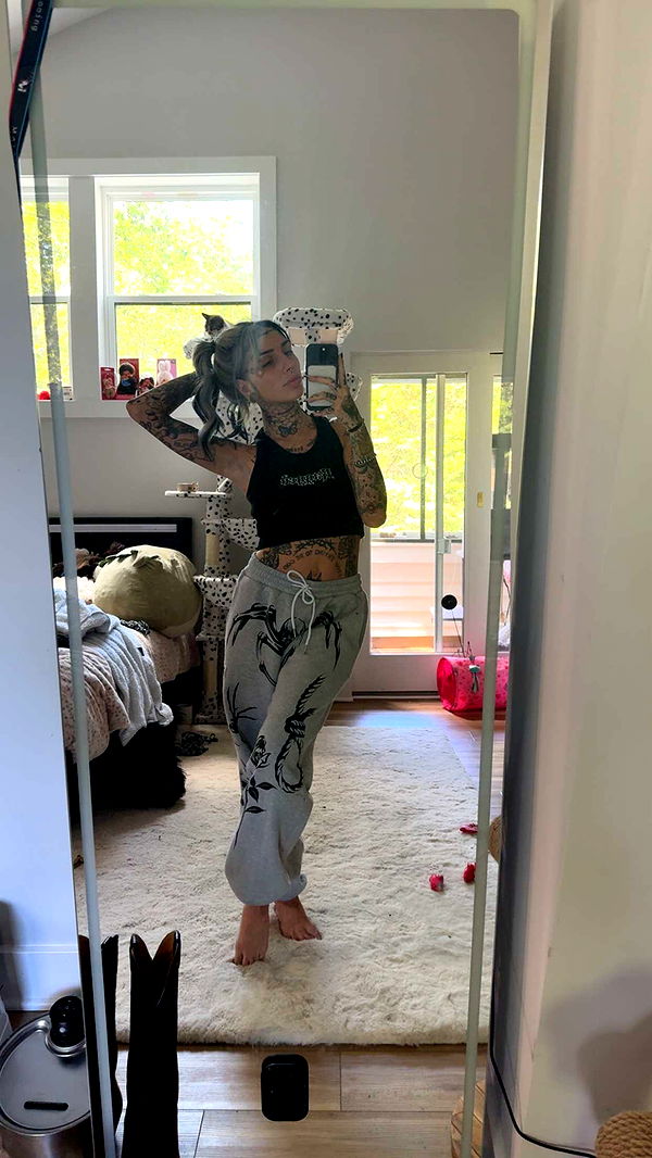 cruellamorganxo image ~ Altpins