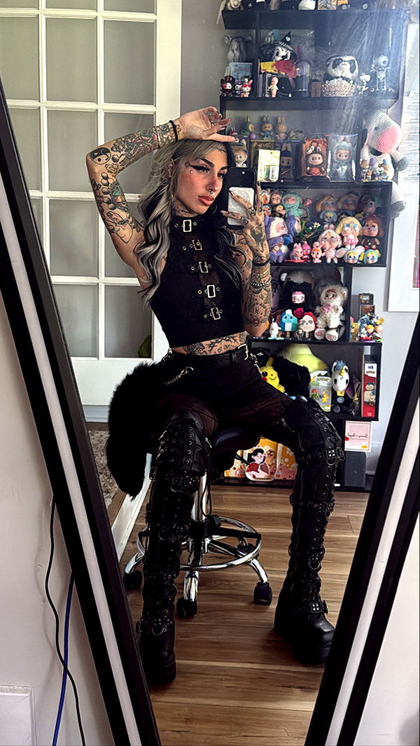 cruellamorganxo image ~ Altpins