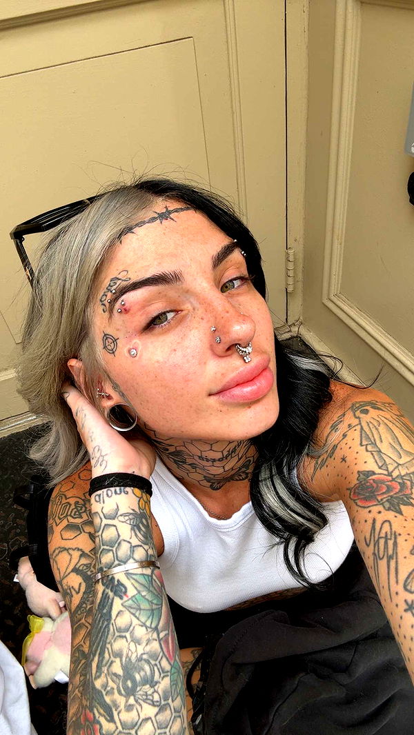 cruellamorganxo image ~ Altpins