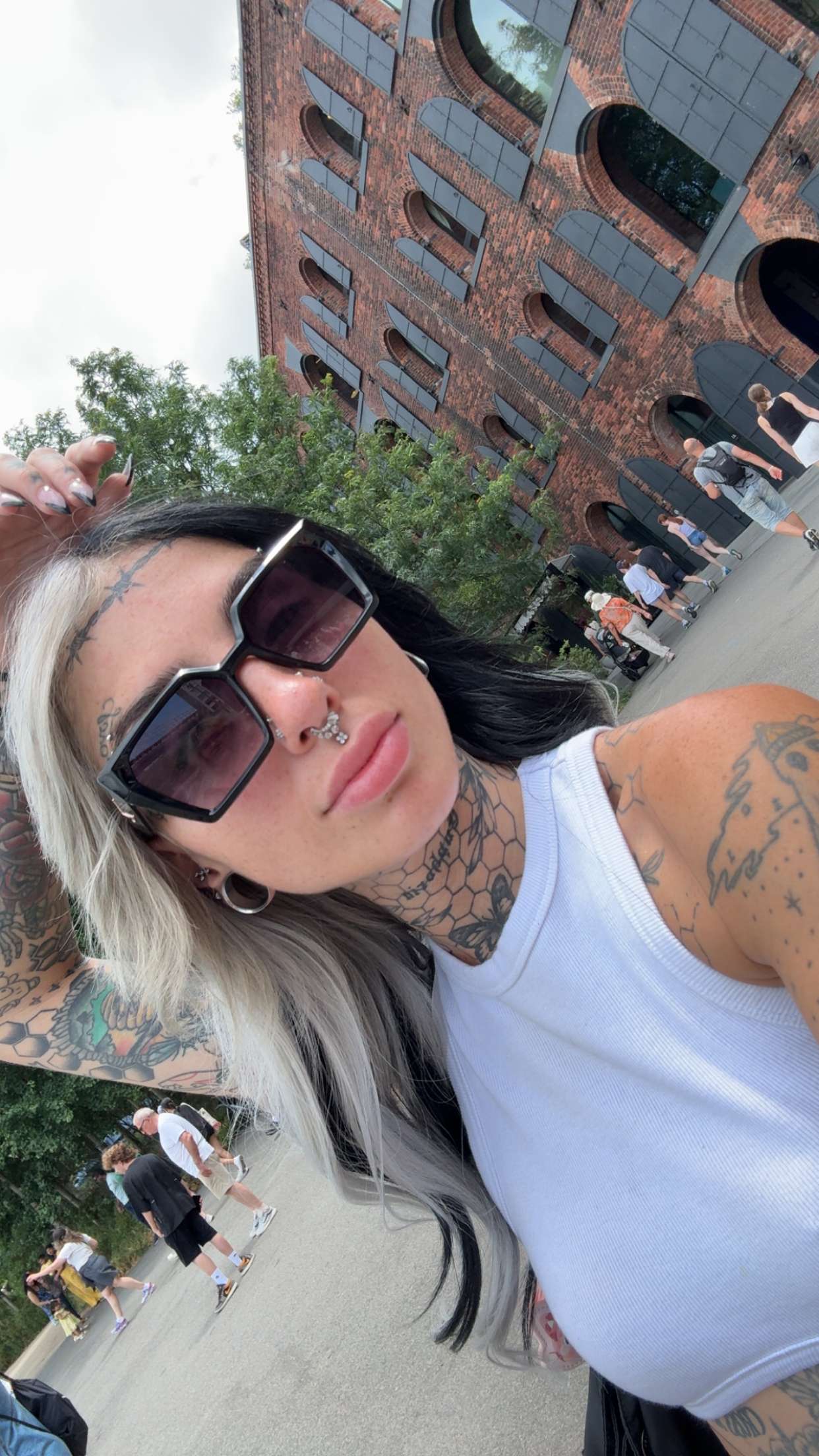 cruellamorganxo snapchat image archive image