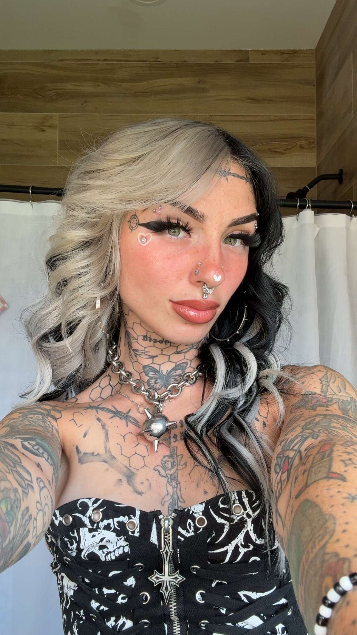 cruellamorganxo snapchat image archive image