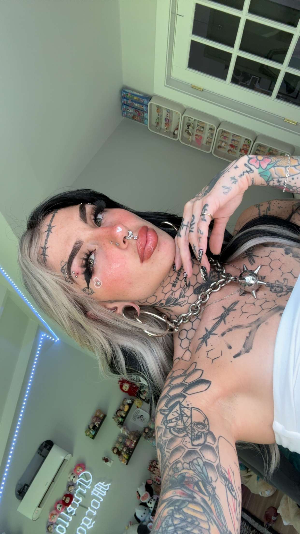 cruellamorganxo snapchat image archive image